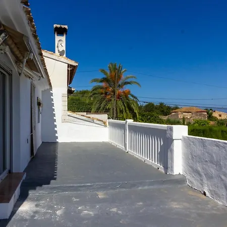 Rustica Con Piscina Privada Villa