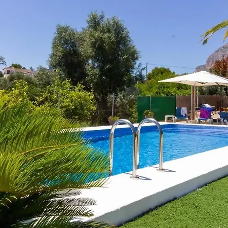 Rustica Con Piscina Privada Villa *